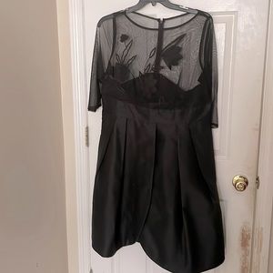 Short tulip dress with sheer top